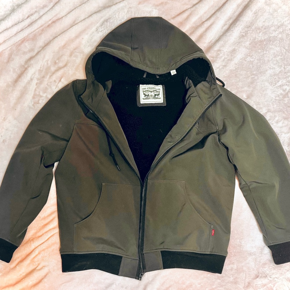 Levi’s Olive Green Hooded Jacket (L, Regular Fit) w/ Sherpa Lining – Unisex